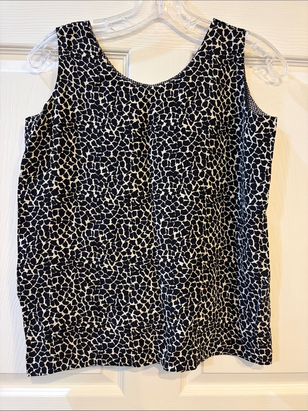 Black & Ivory Printed Scoop Neck Tank Top Reversible